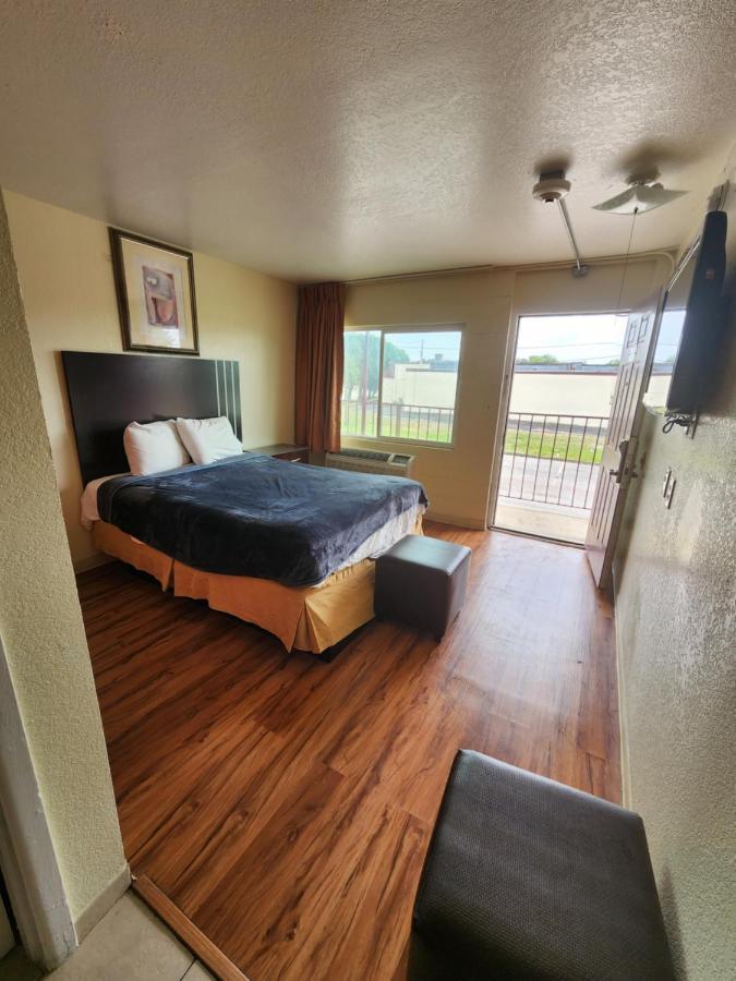 Hometown Inn And Suites المسكيت المظهر الخارجي الصورة